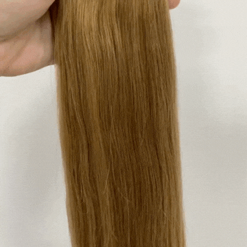 Divina® Hair – un cabello infinito, sin límites de volumen ni de longitud.